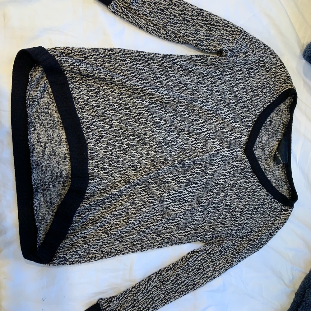 Harlowe and Graham grey knit sweater